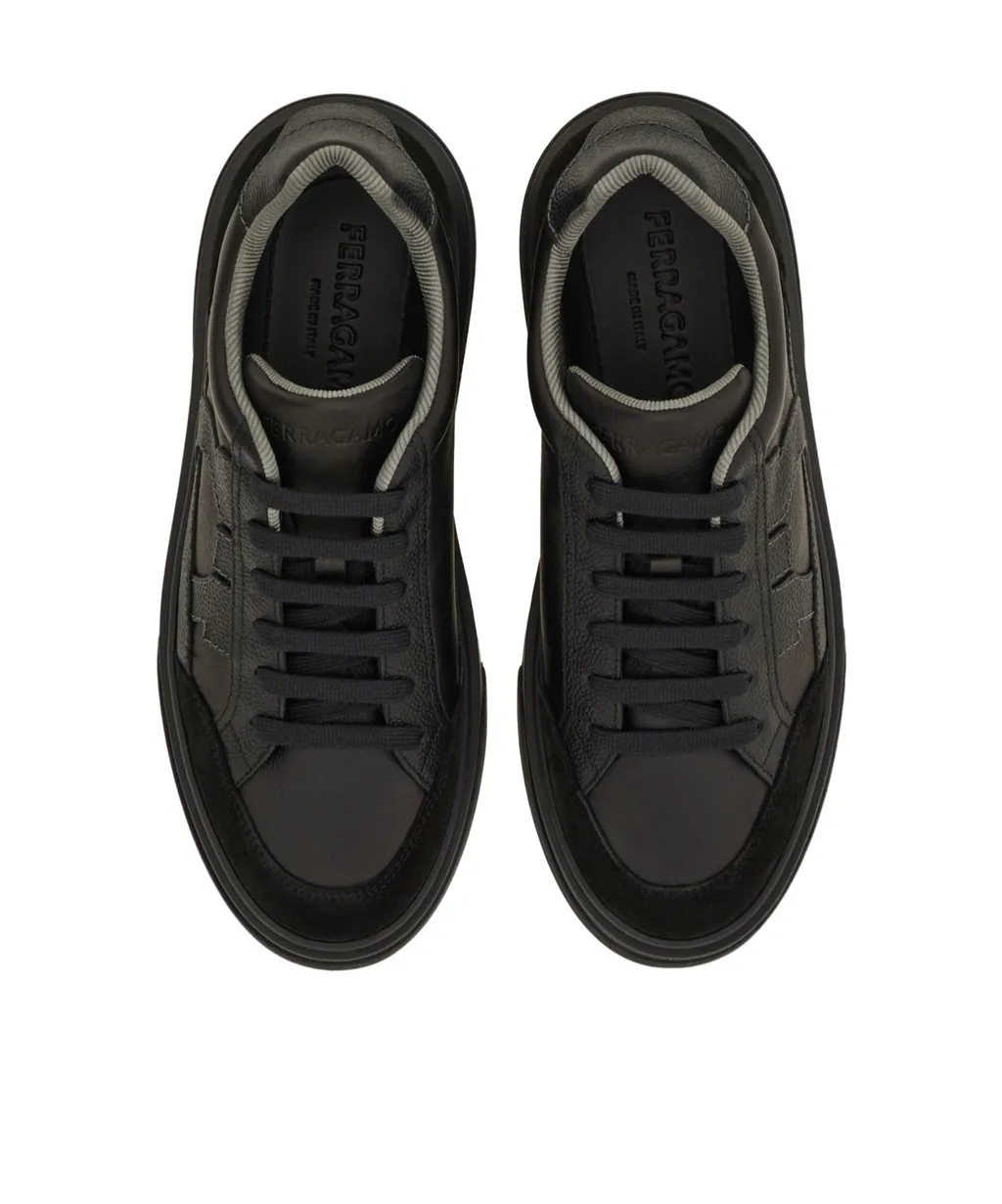 Cassina Sneakers