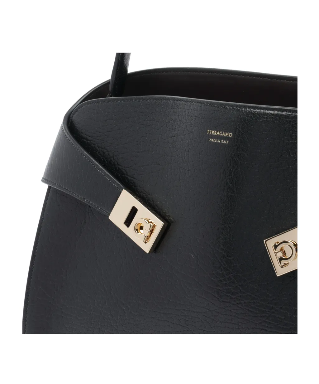 Single Handle Shoulder Bag