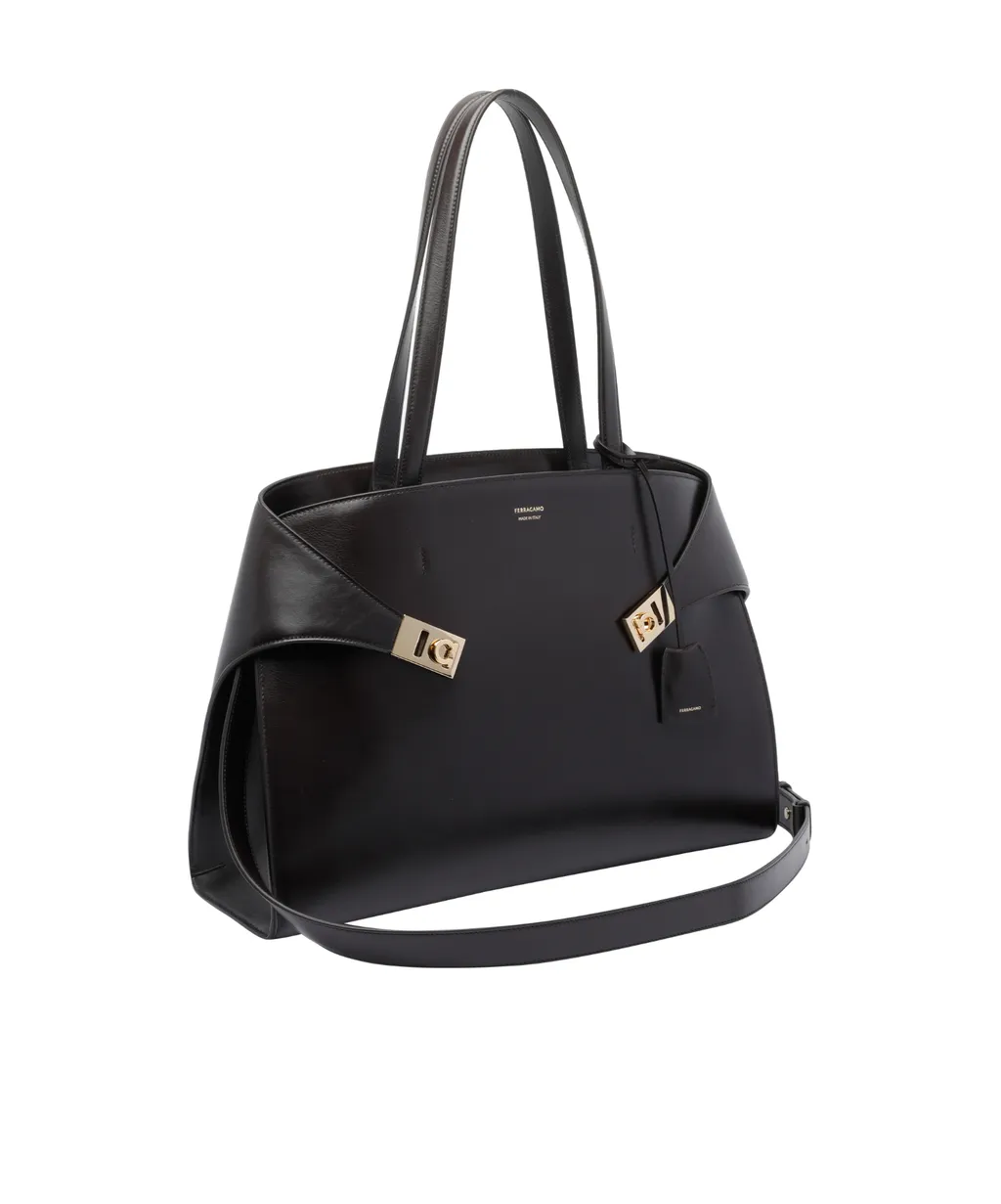 Hug Clasp-Detail Tote Bag