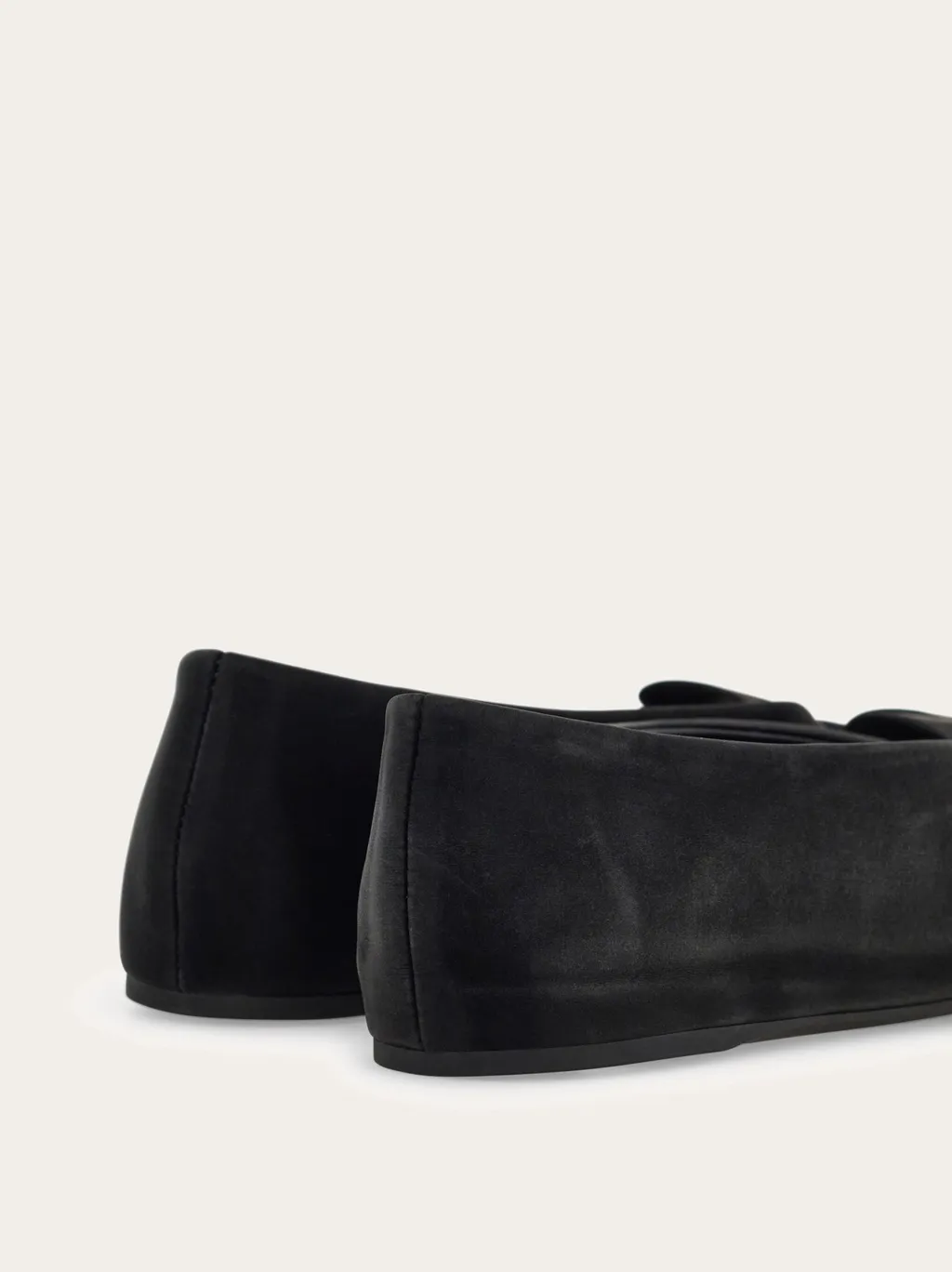 Ferragamo Bow-Detailed Ballerinas