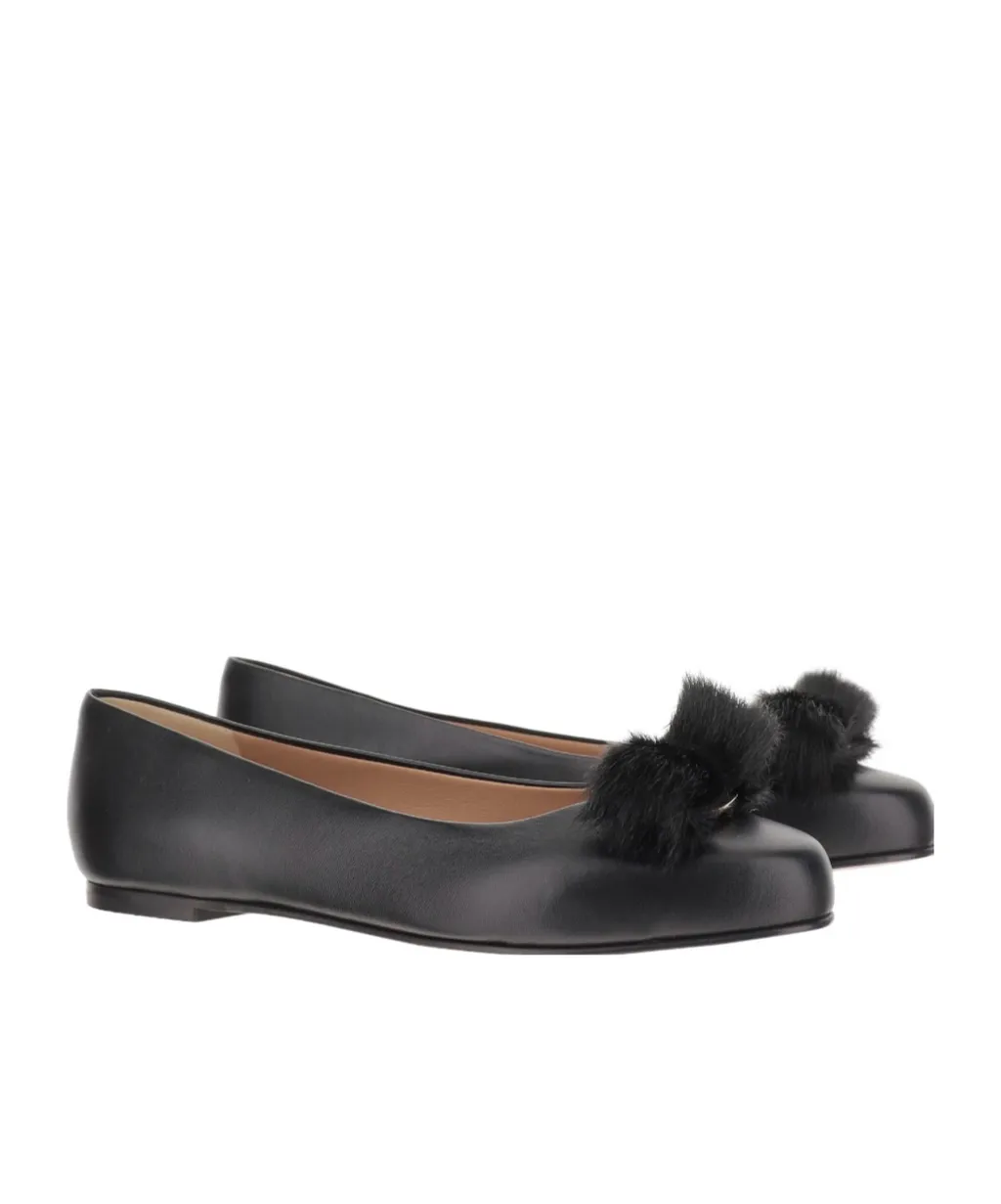 Round-Toed Ballet Flats