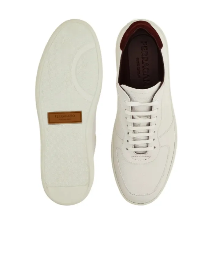 Low-Top Sneaker