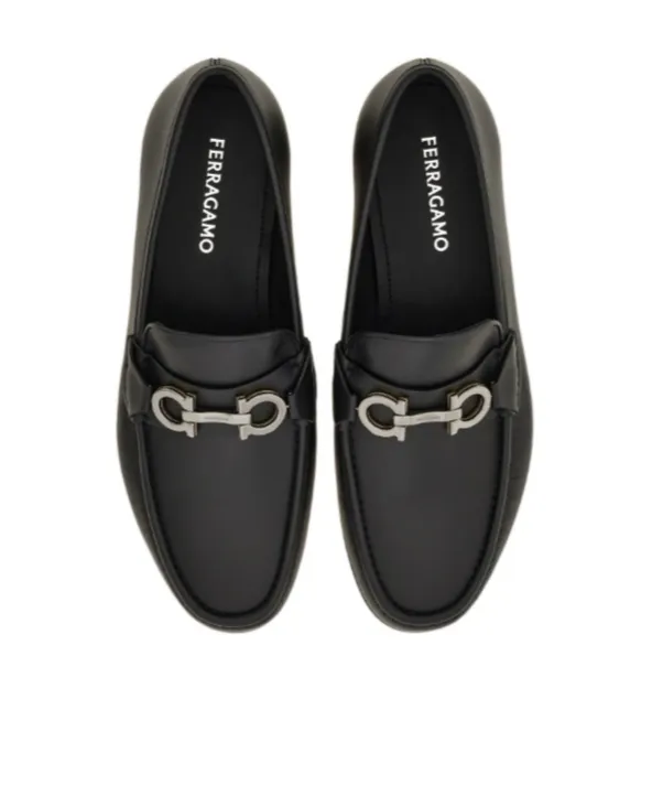 Gancini-Detail Loafers