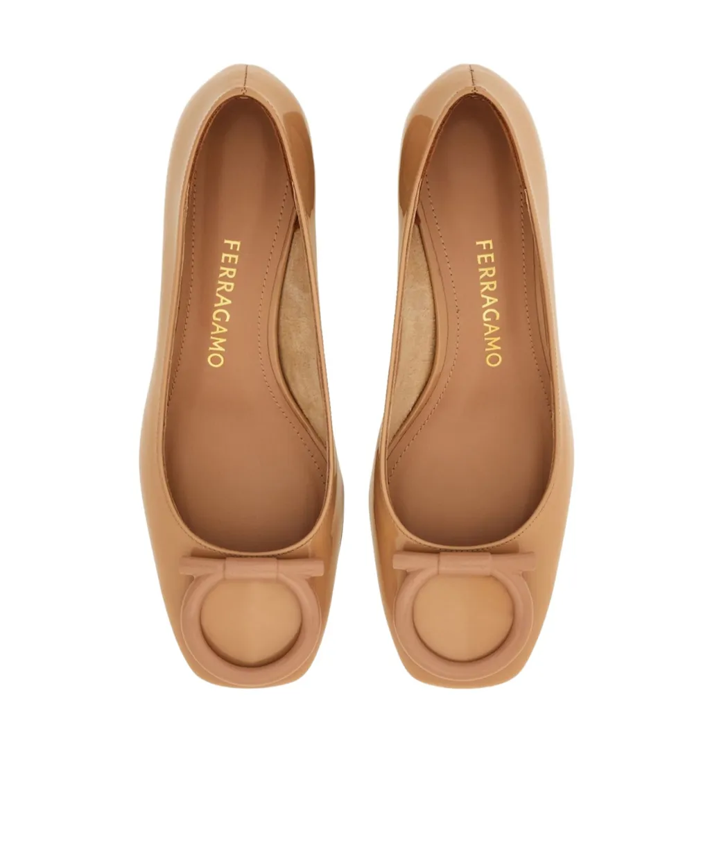 Maxi Gancini Pumps