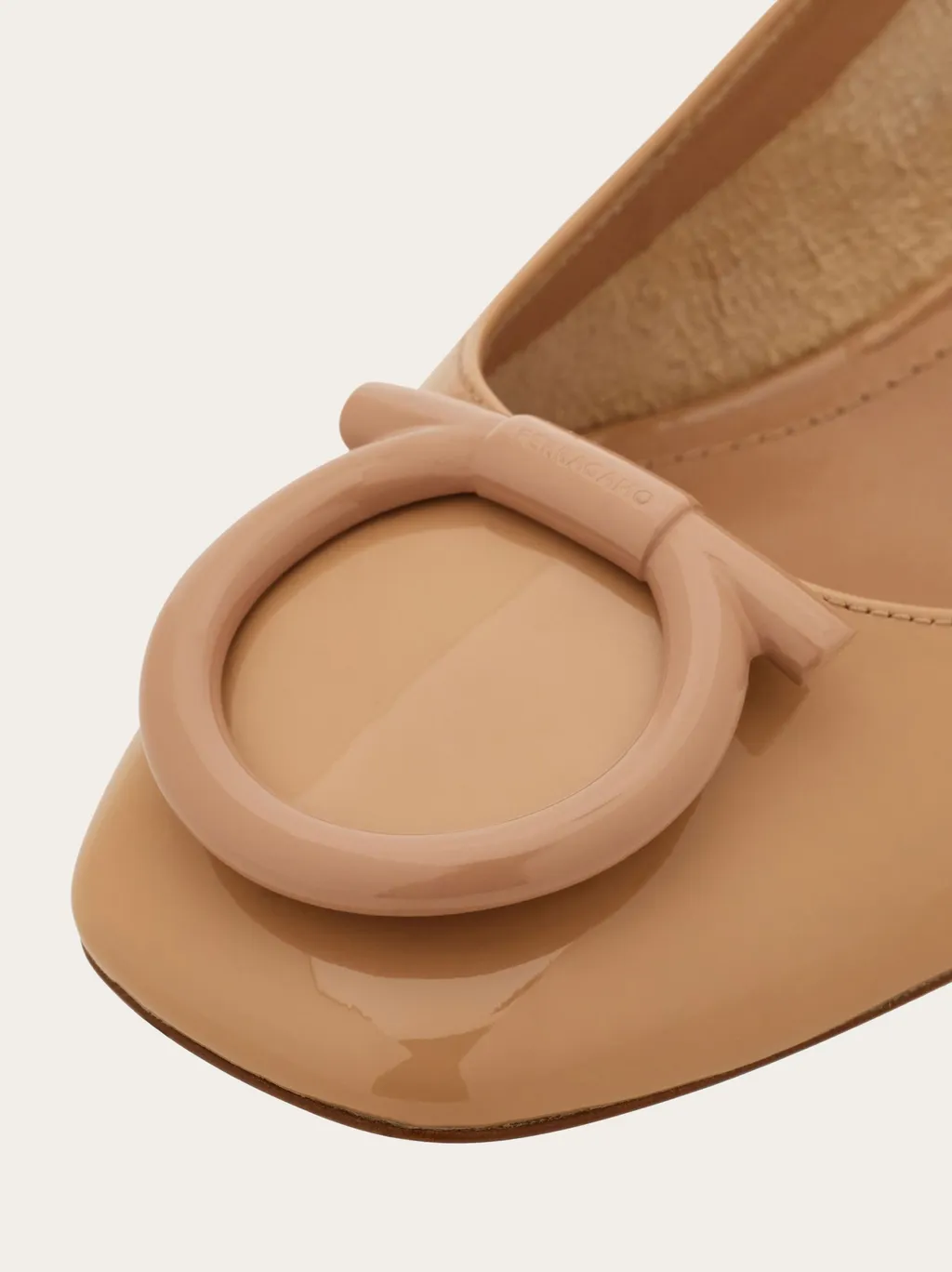 Maxi Gancini Pumps
