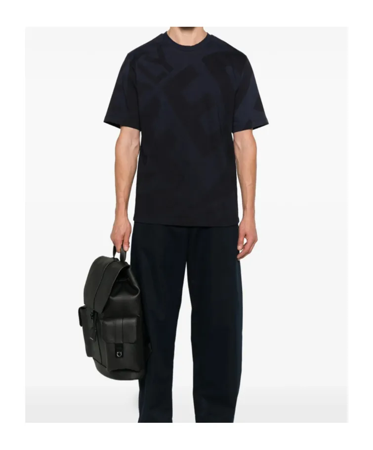 Short-Sleeved T-Shirt