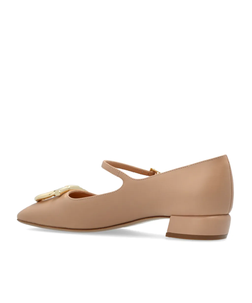 Heel Marry