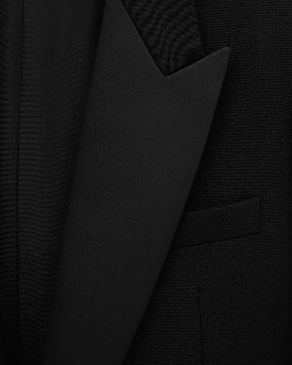 Single-Breasted Tuxedo Blazer