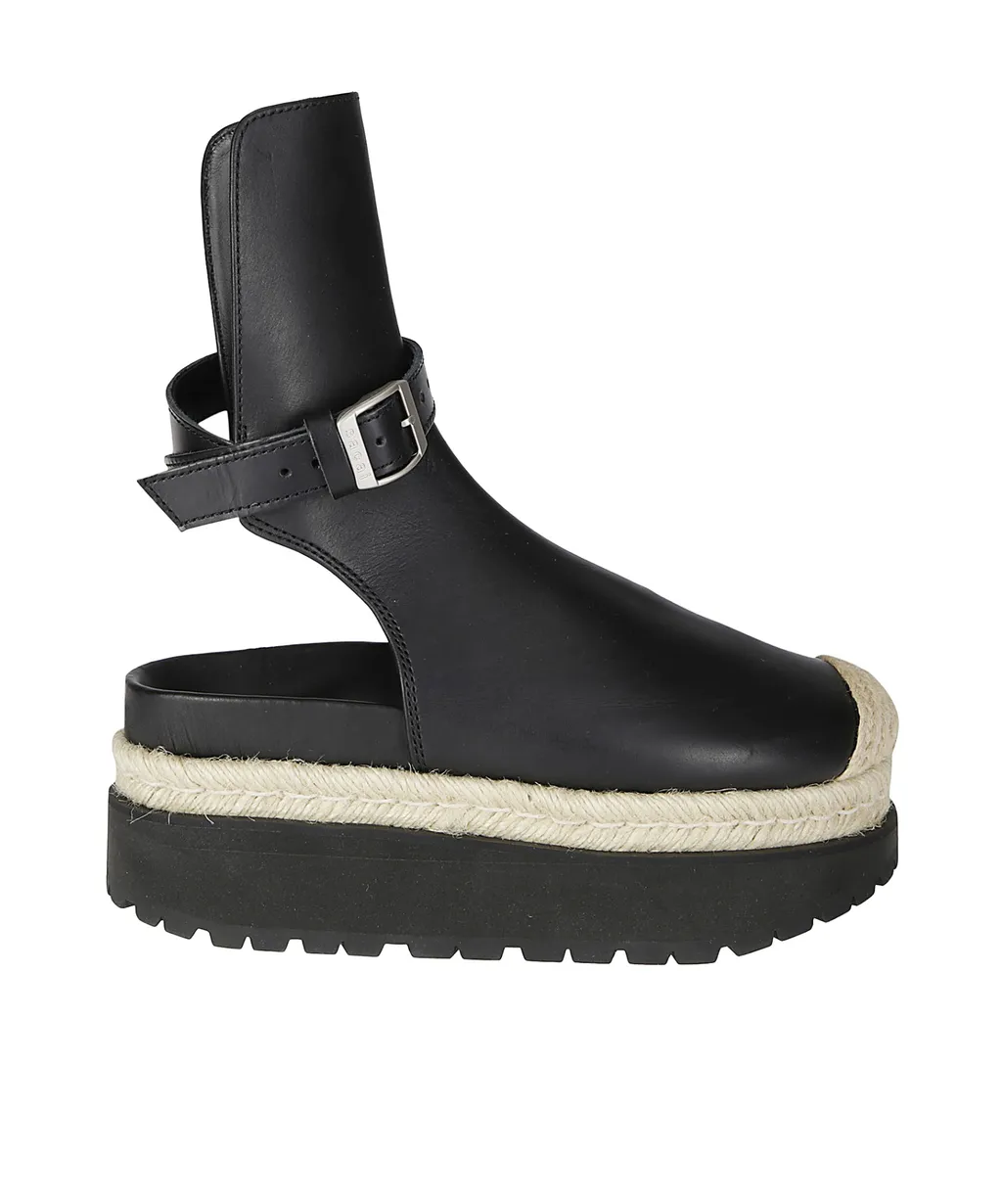 Jodphur Heeled Slides