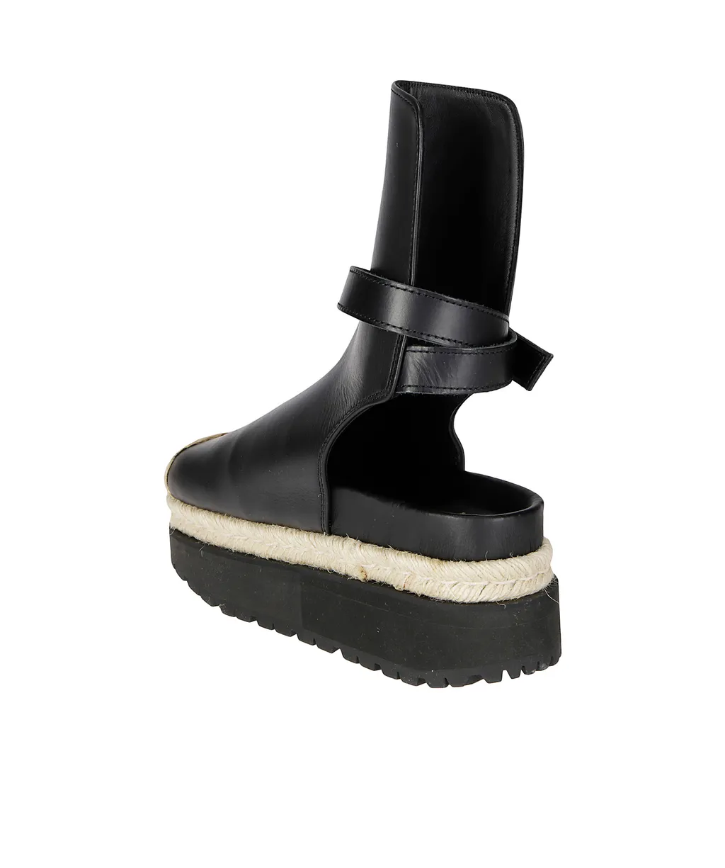 Jodphur Heeled Slides