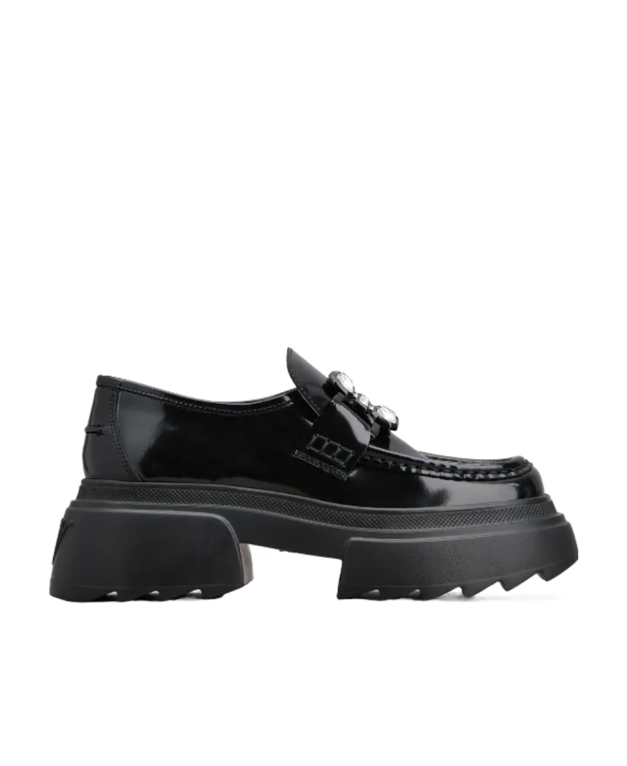 Wallaviv Buckle Embellished Loafers