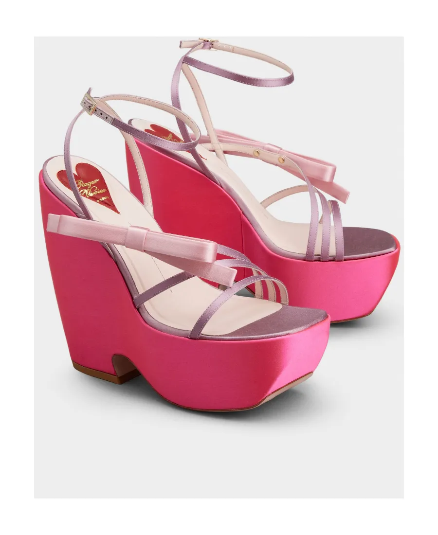 Bow Detailed Wedge Sandals