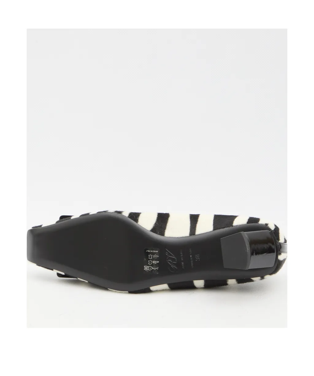 Belle Vivier Pony Pumps
