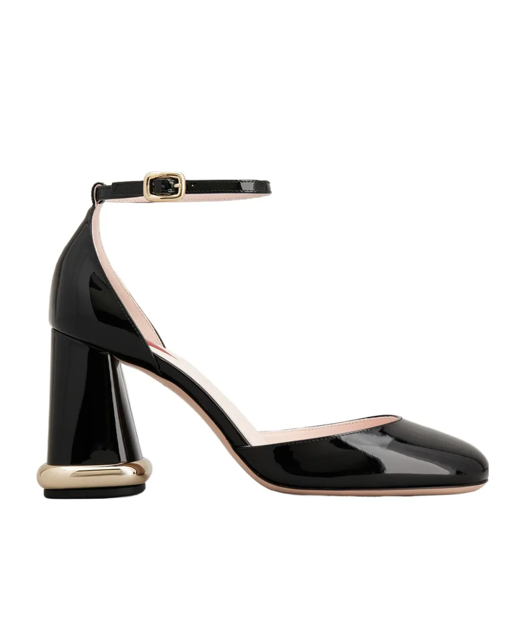 Buckle Detailed Square Toe Pumps