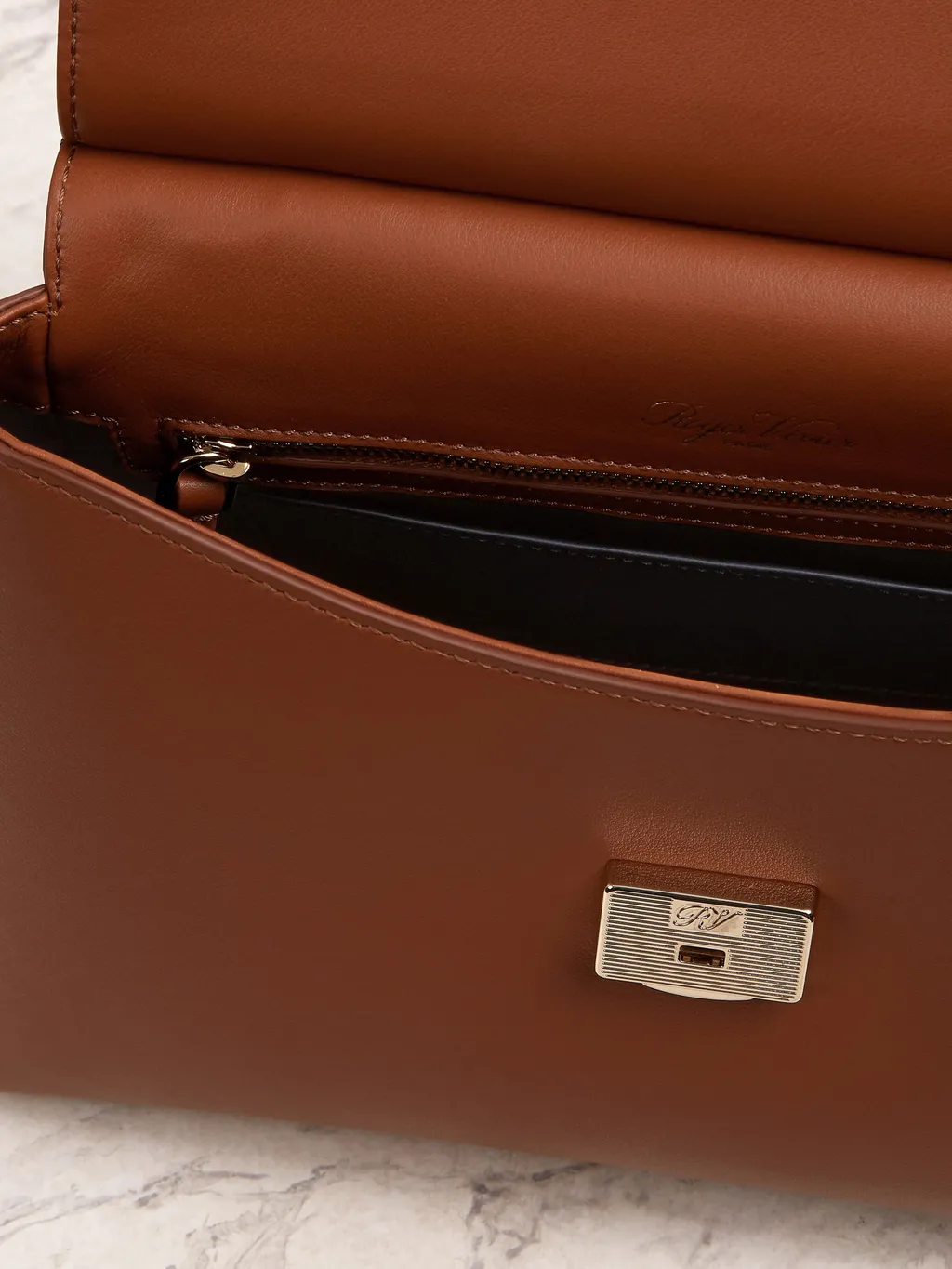 Viv' Cabas Metal Buckle Bag