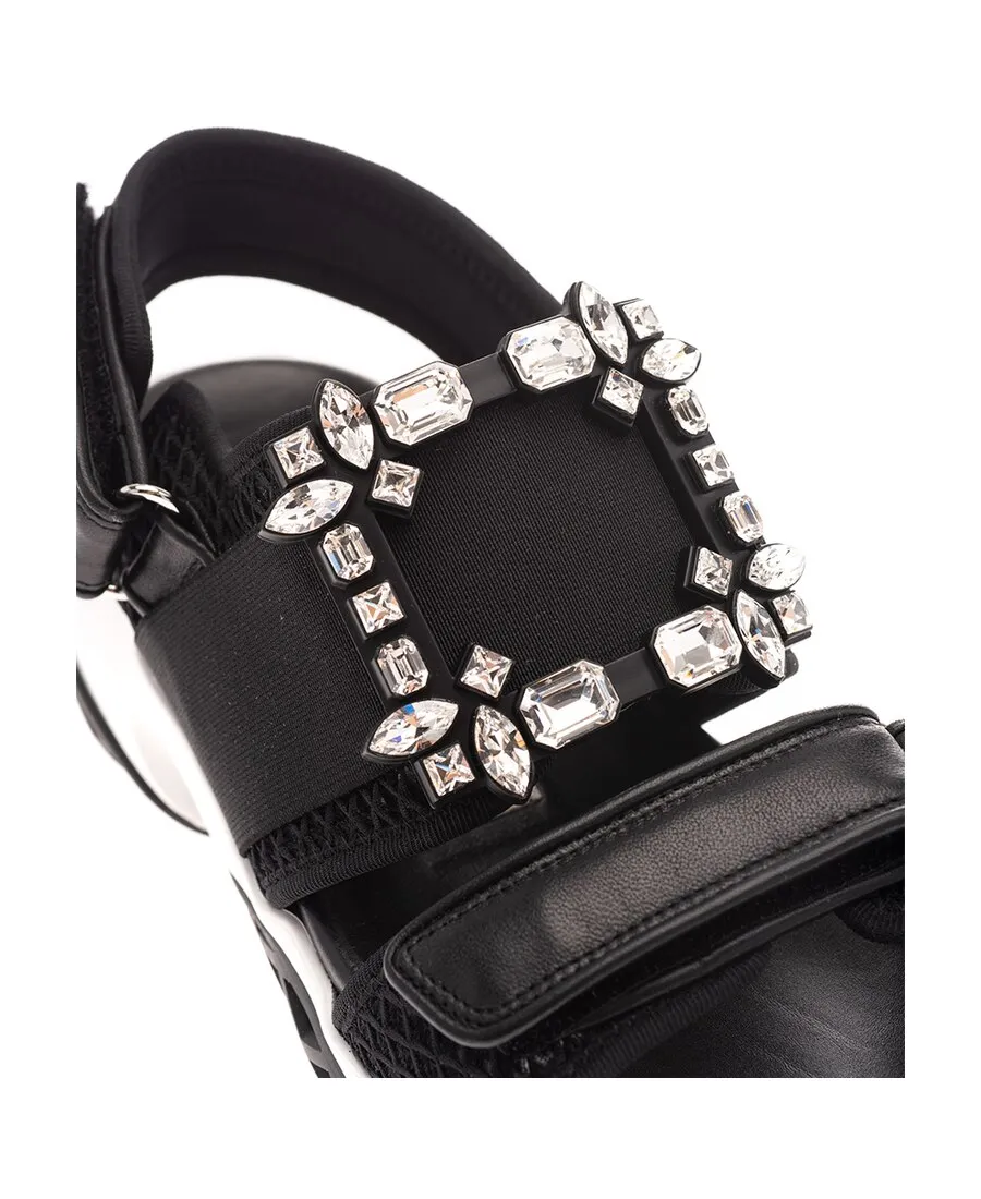 Viv' Run Diamond Button Sandals
