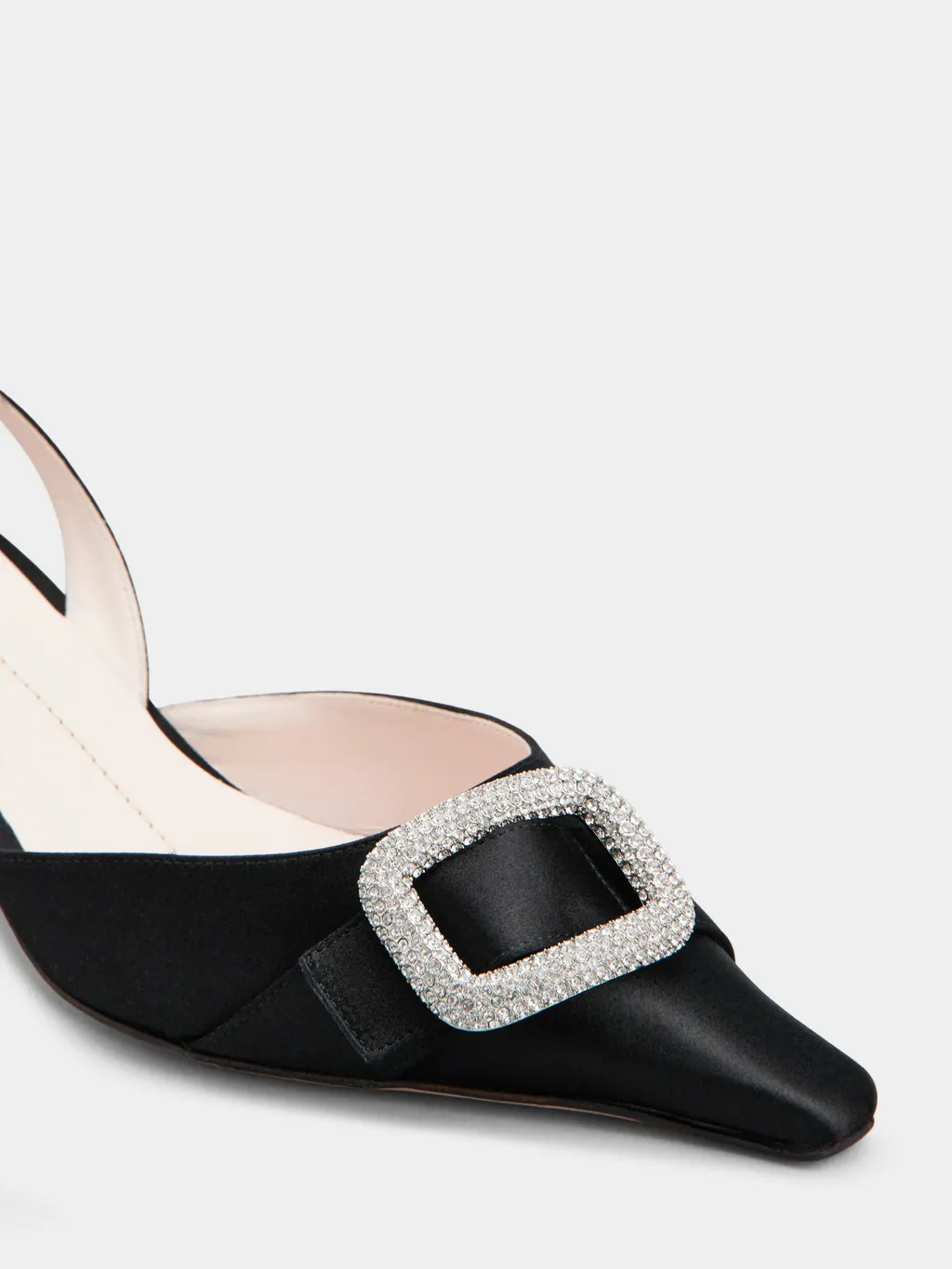 Viv’ Canard Slingback Pumps