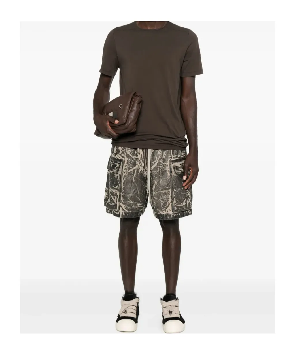 Short Sleeved Draped Hem T-Shirt
