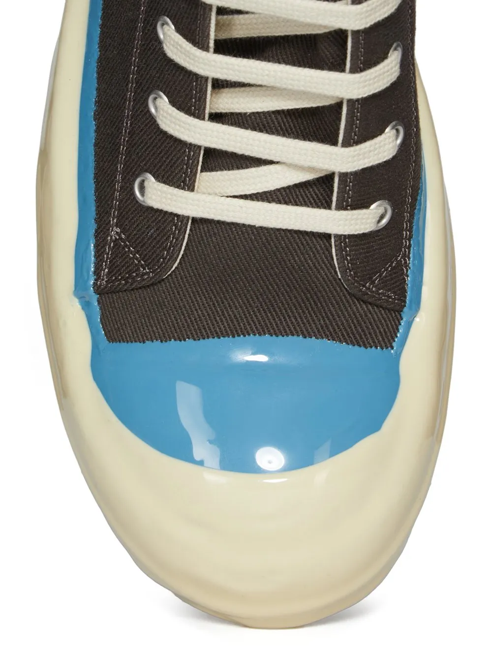 Concordians Sneakers