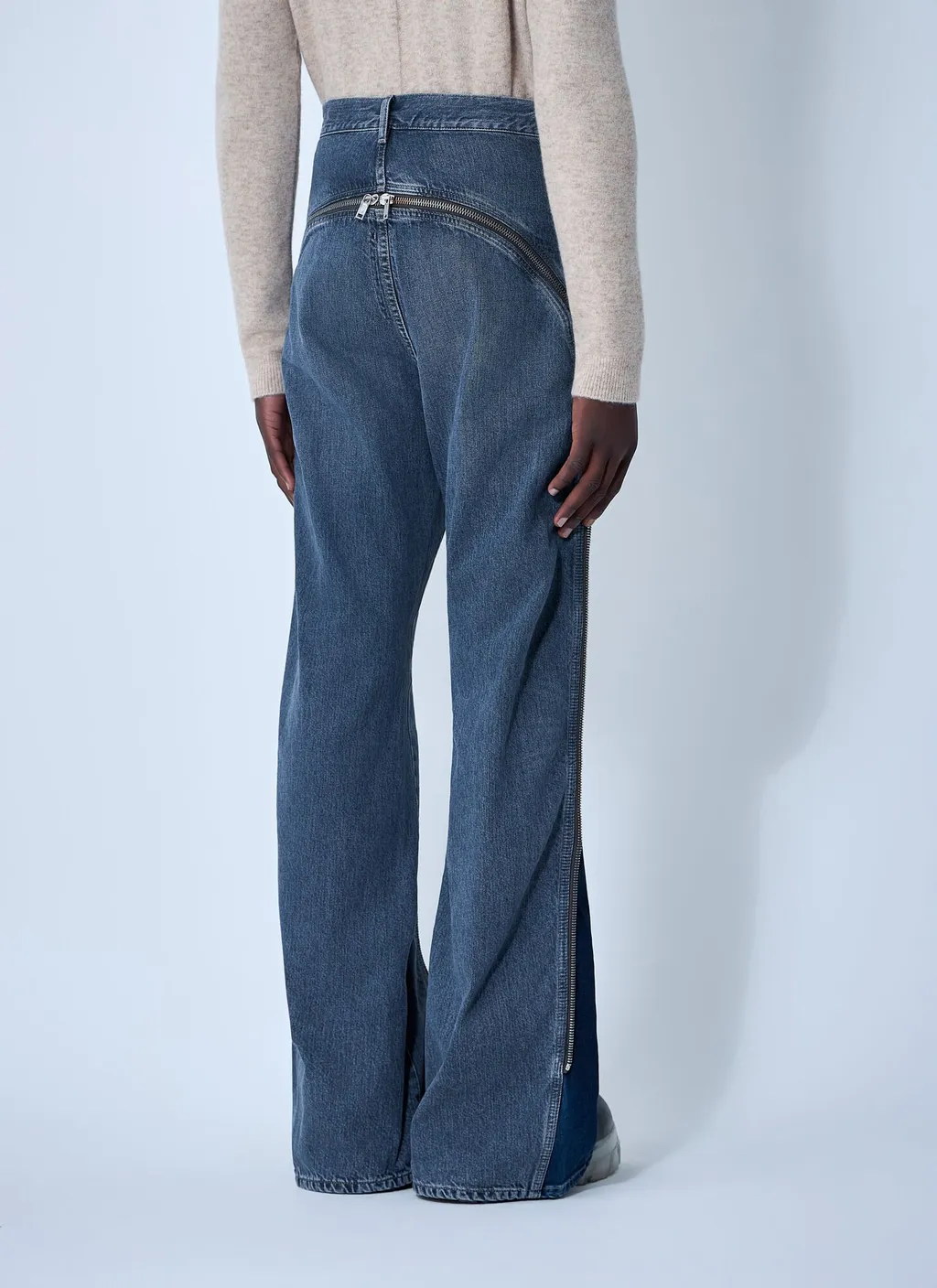 Bolan Banana Zip-Detail Jeans