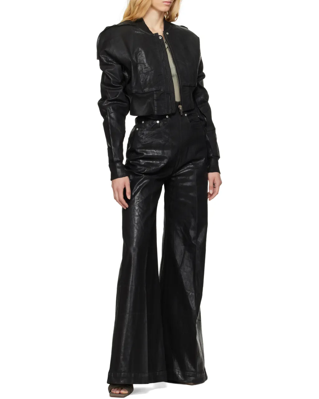 Wide-Leg Jeans