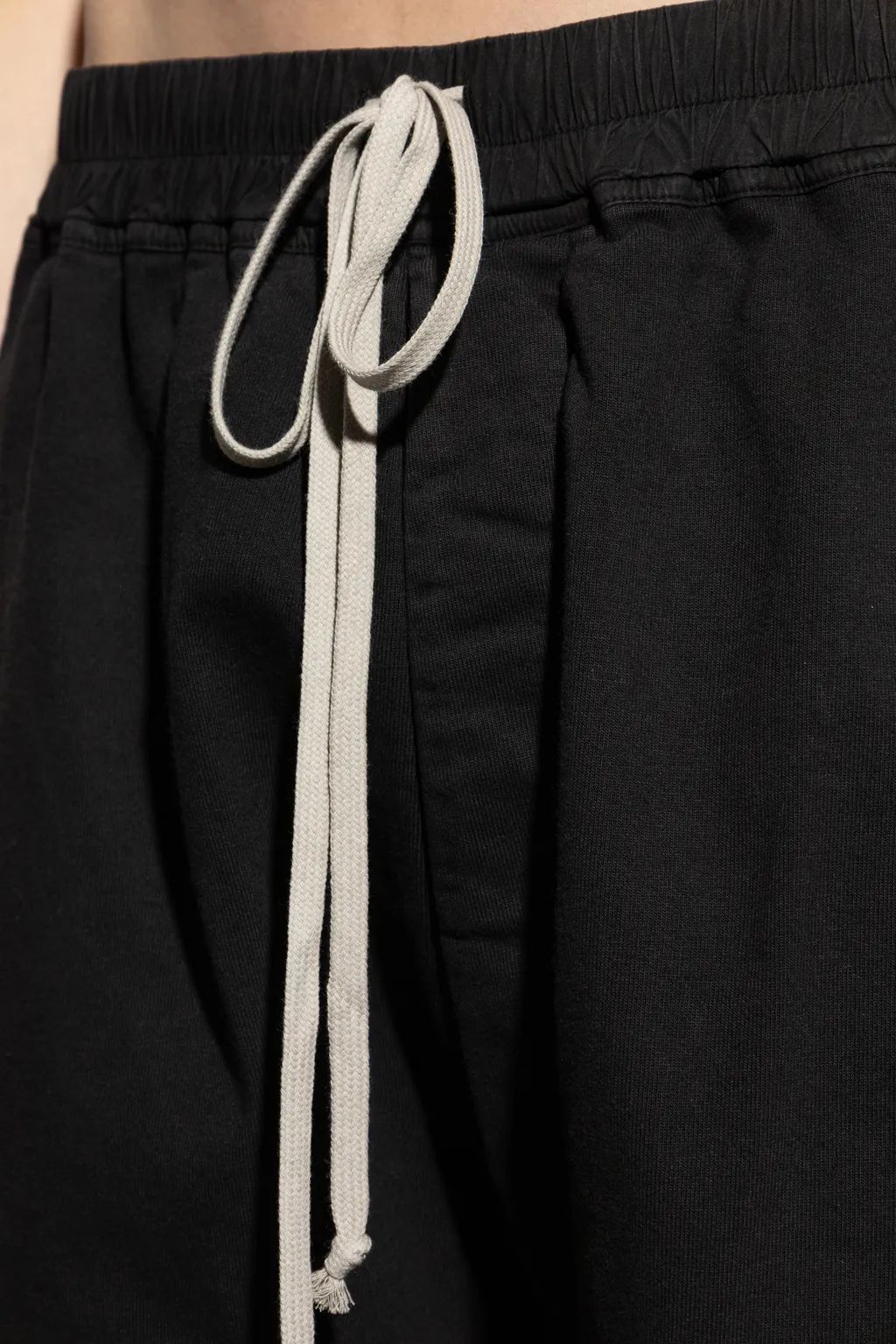 Drawstring Pod Shorts