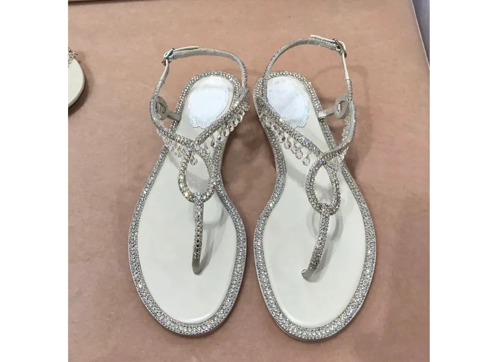 Pim-Toed Rhinestones Sandals
