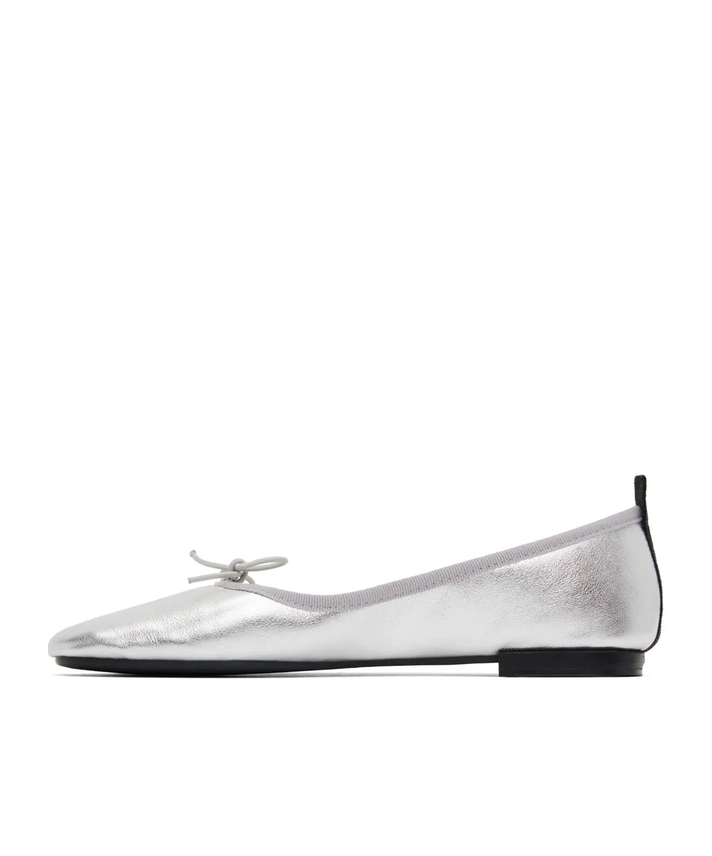 Square-Toed Ballet Flats
