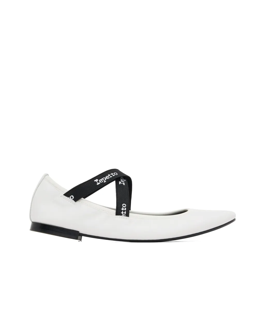 Elastic Detail Ballet Shoes