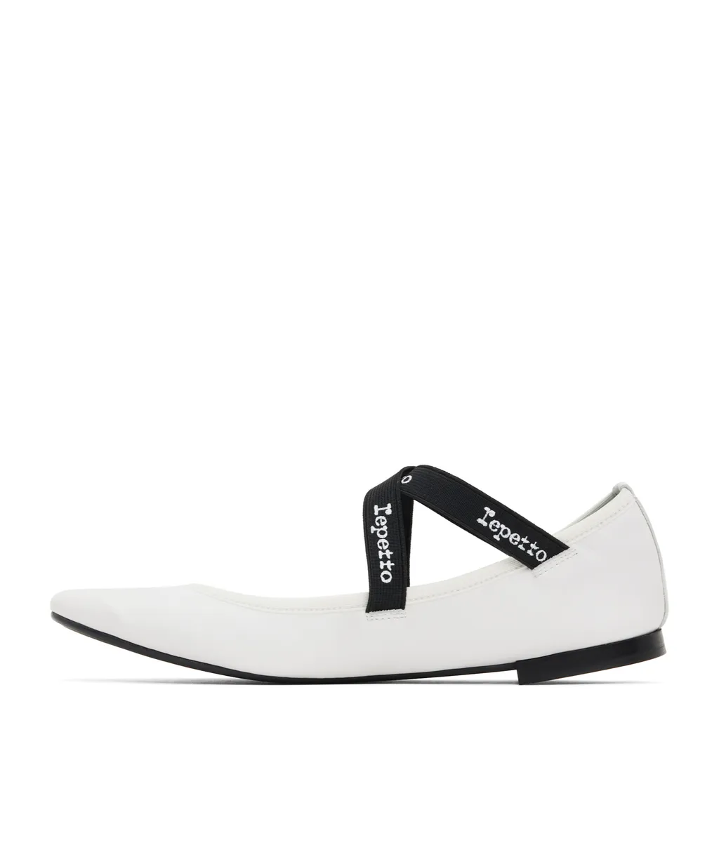 Elastic Detail Ballet Shoes