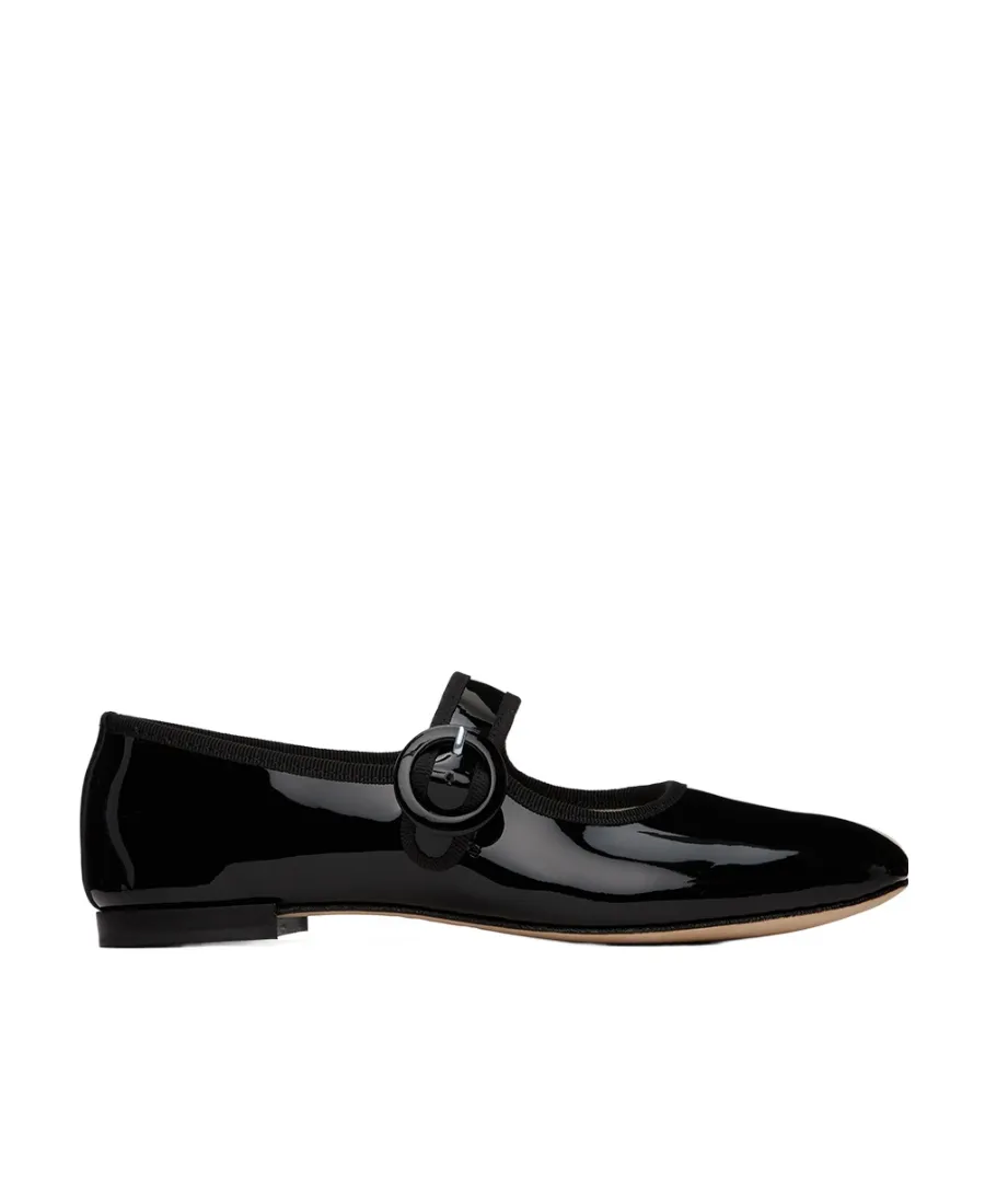 Flat-Soled Ballet Shoes