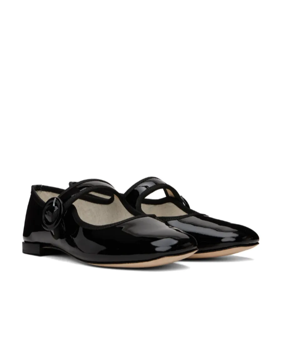 Flat-Soled Ballet Shoes