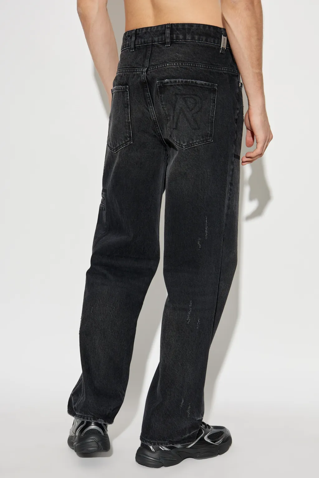 R3 Drive Distressed Jeans