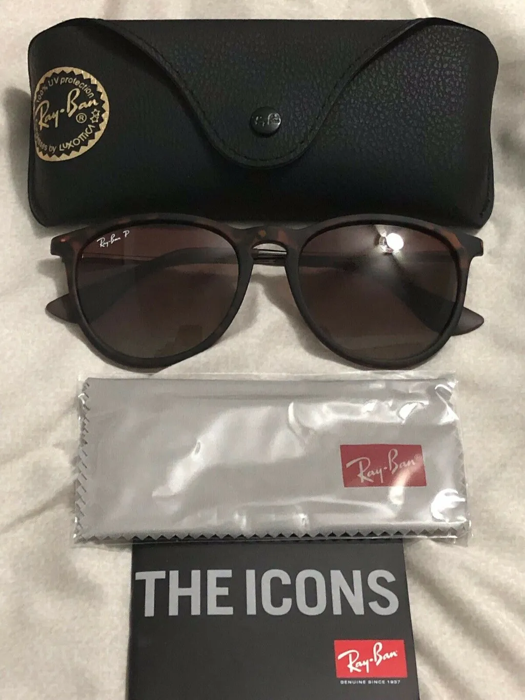 Erika Classic Sunglasses