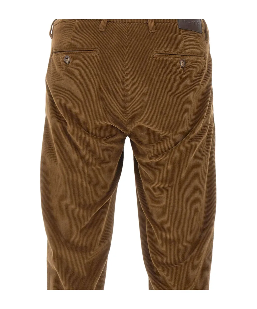Mucha Slim-Fit Chinos