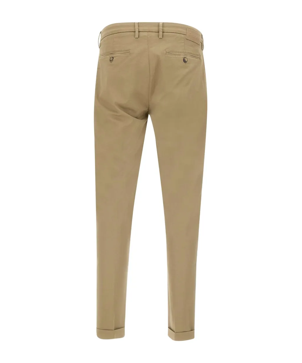 Mucha Slim-Fit Chinos