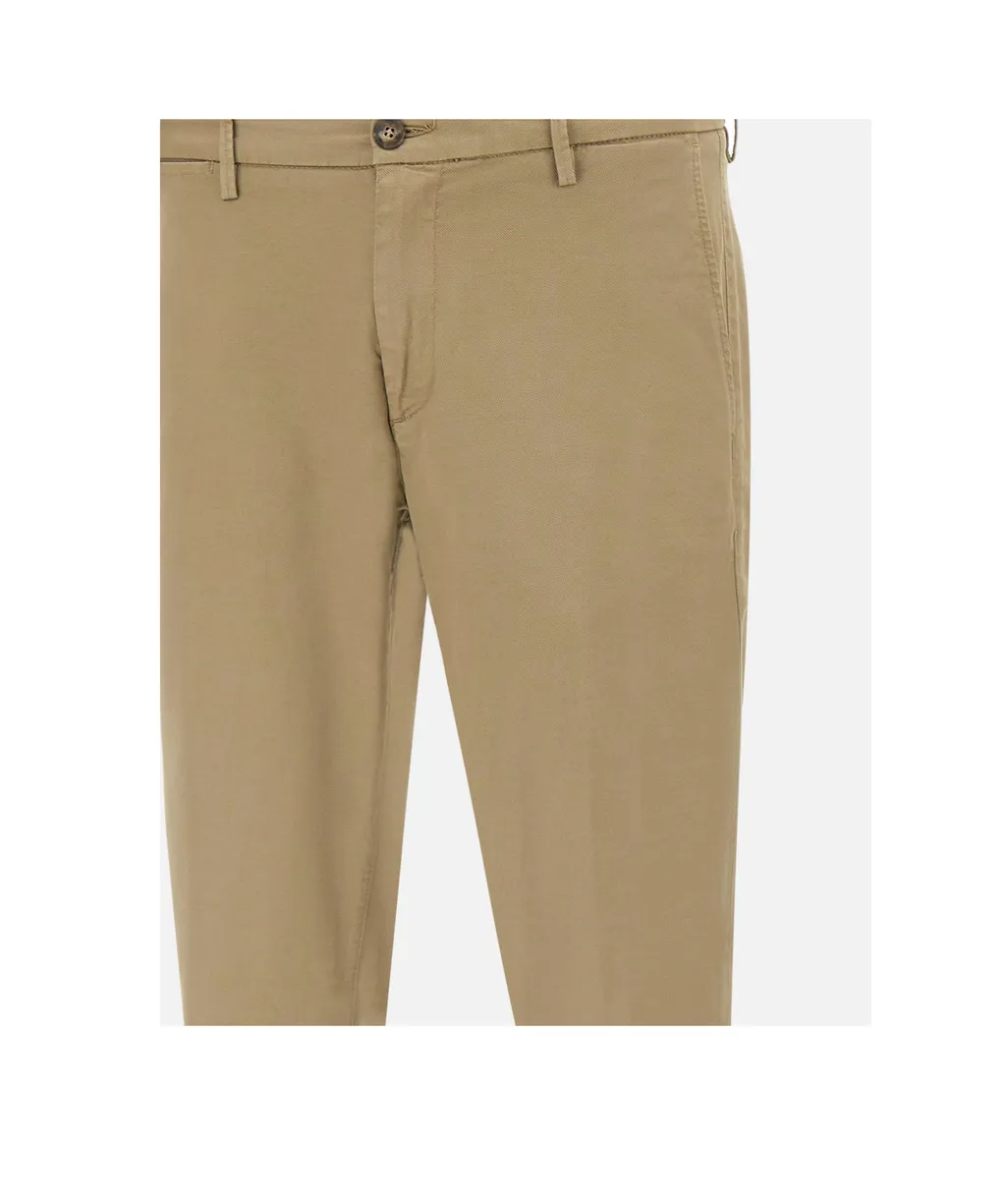 Mucha Slim-Fit Chinos