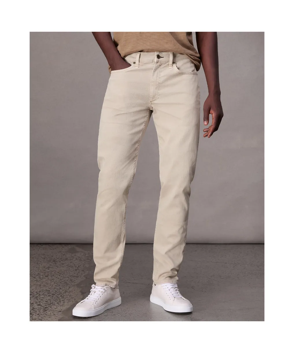 Belt-Loop Jeans