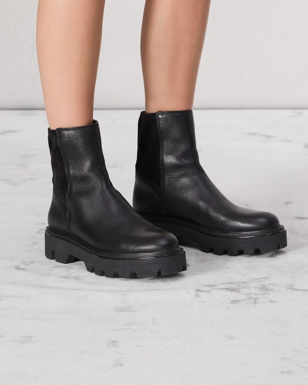 Round-Head Short Boots