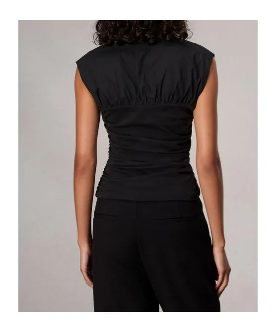 Sleeveless T-Shirt