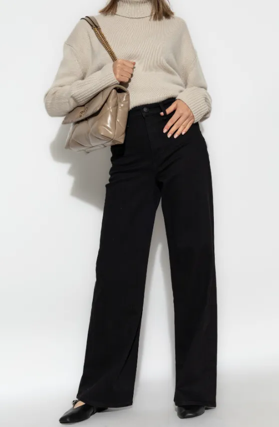 Belt-Loop Jeans