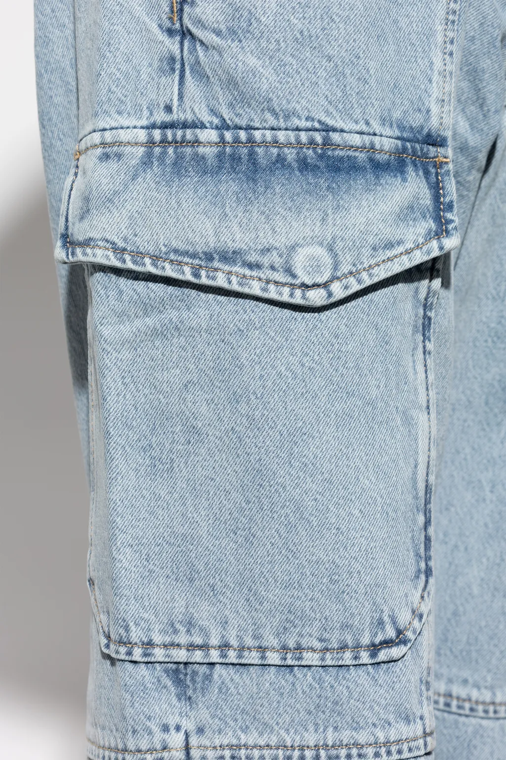 Straight Jeans