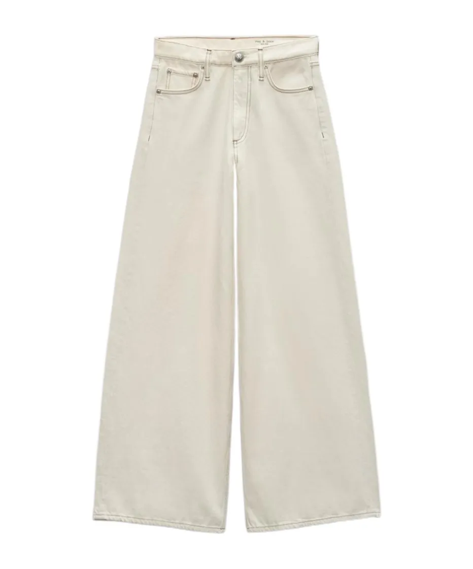 Wide-Leg Jeans