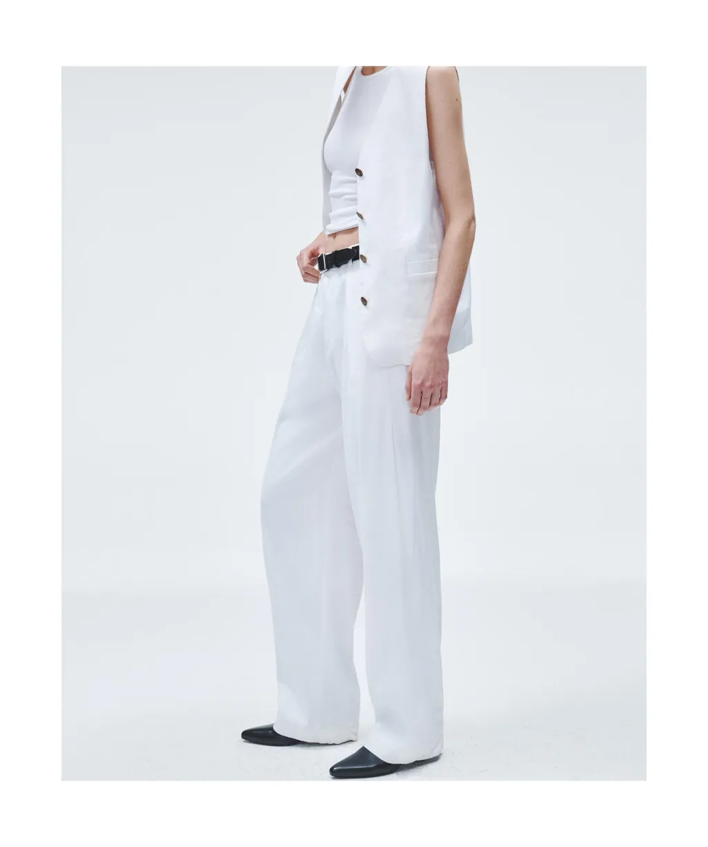 Sleeveless Vest