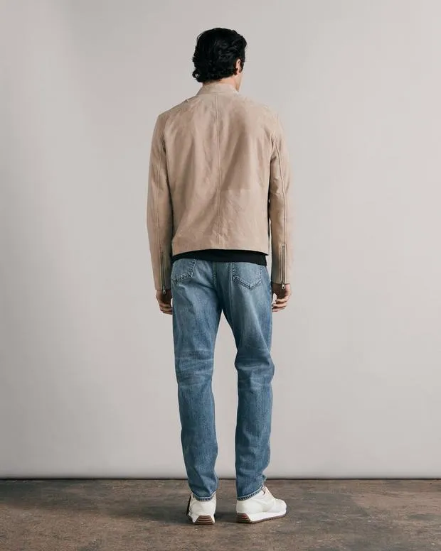 Belt-Loop Jeans