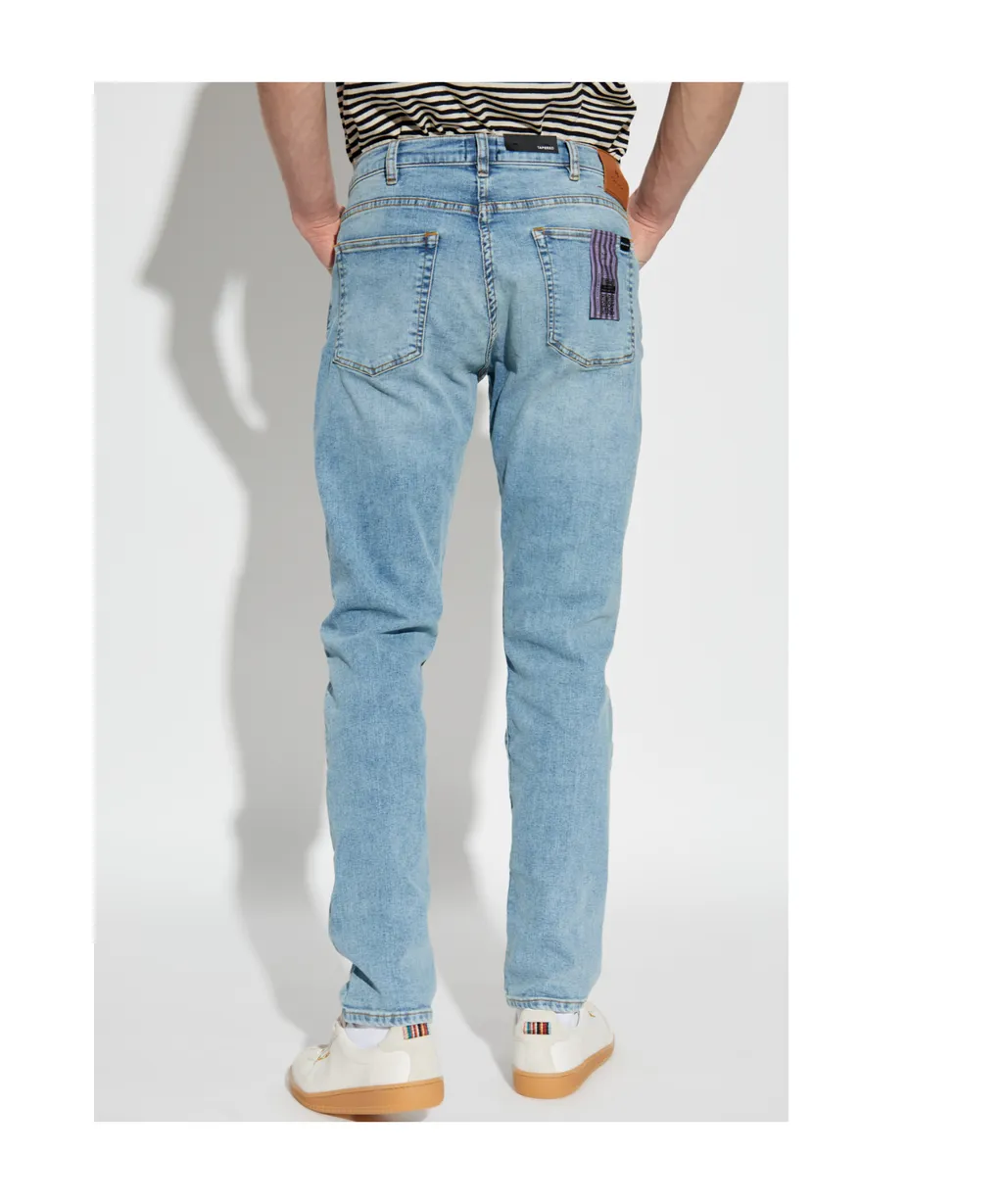 Logo-Patch Tapered-Leg Jeans