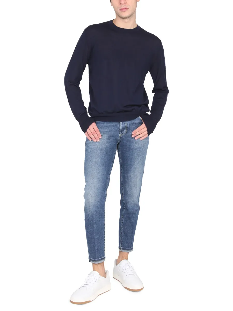 Roundneck Knit Sweater