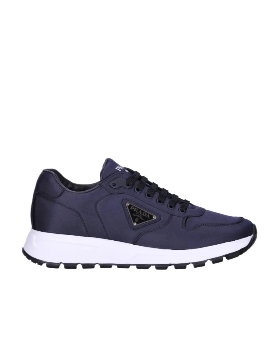 Logo Sports Shoes