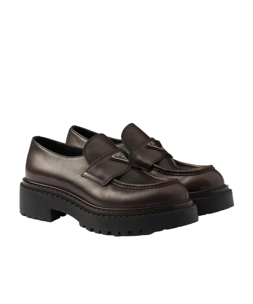 Almond Toe Sip-On Loafers