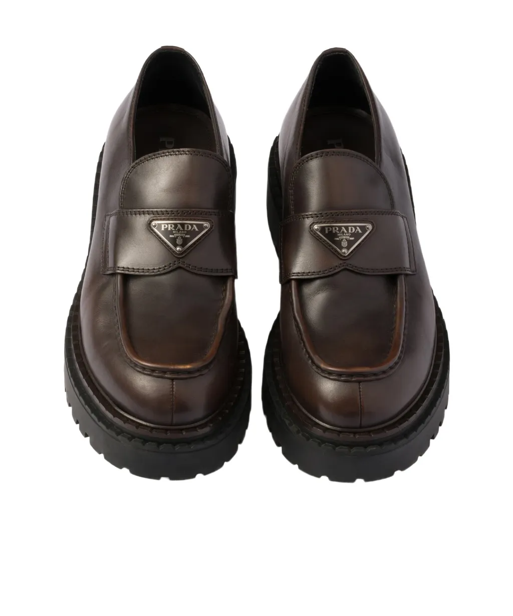 Almond Toe Sip-On Loafers